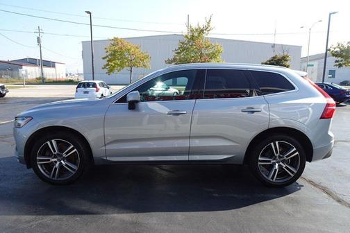2018 Volvo XC60 T6 Momentum