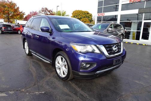 2018 Nissan Pathfinder SL