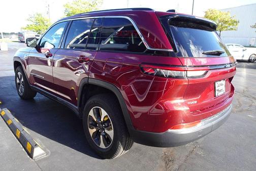 2024 Jeep Grand Cherokee 4xe Base