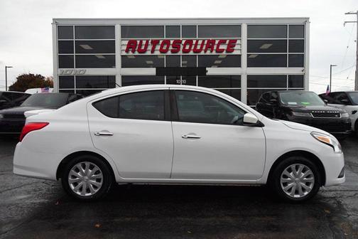 2019 Nissan Versa 1.6 SV