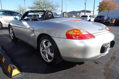2001 Porsche Boxster 2dr Roadster 5-Speed Manual