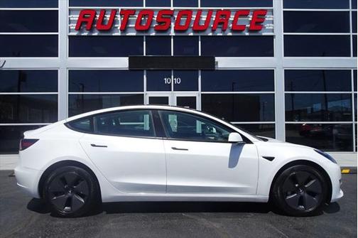 2023 Tesla Model 3 Standard Range
