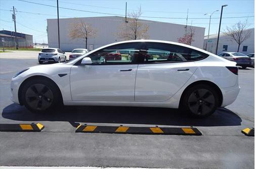 2023 Tesla Model 3 Standard Range