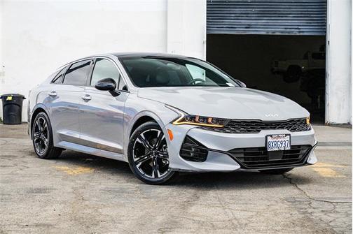 2022 Kia K5 GT-Line