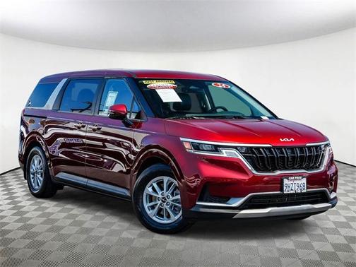 2024 Kia Carnival LX