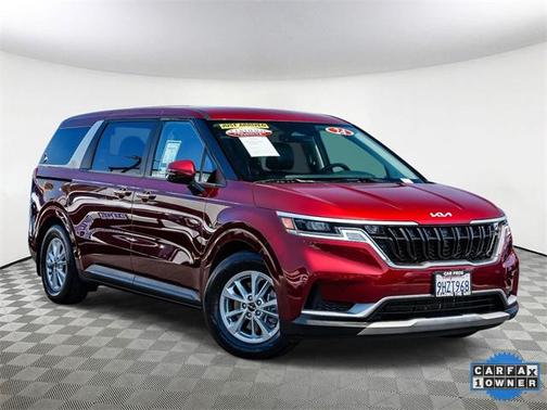 2024 Kia Carnival LX