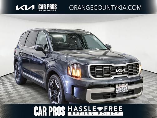 Gray 2024 Kia Telluride S