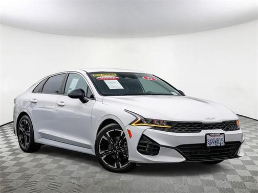2022 Kia K5 GT-Line
