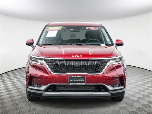 2024 Kia Carnival LX