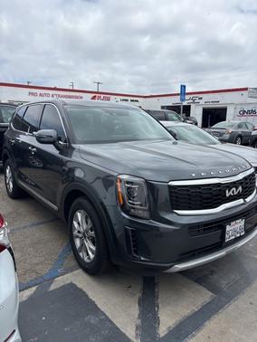 Grey 2022 Kia Telluride LX