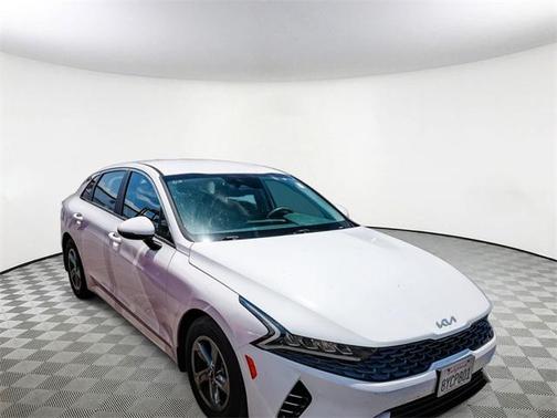 2022 Kia K5 LXS