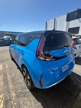 Surf Blue w/Black Roof 2023 Kia Soul GT-Line