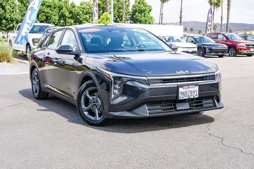 Gray 2025 Kia K4 LXS