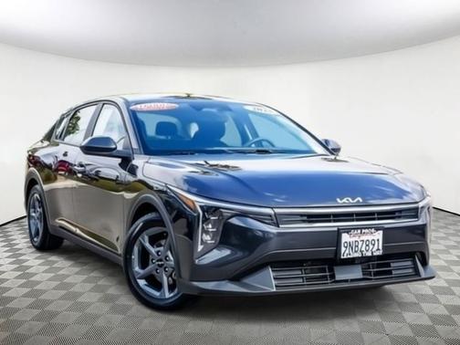 Gray 2025 Kia K4 LXS