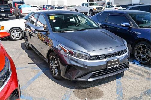 2023 Kia Forte LXS