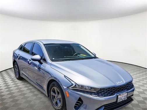 2022 Kia K5 LX