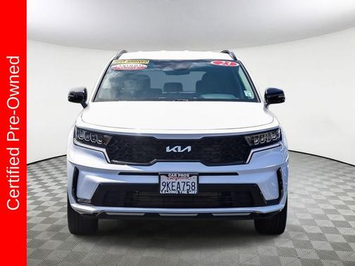 White Pearl 2023 Kia Sorento S