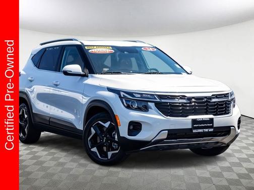 Snow White Pearl 2024 Kia Seltos EX