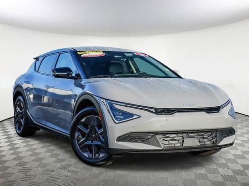 2025 Kia EV6 Light Long Range