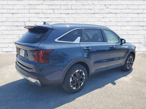 Midnight Black 2026 Kia Sorento S