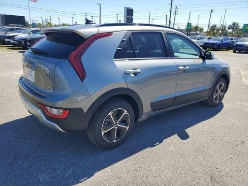2025 Kia Niro EX