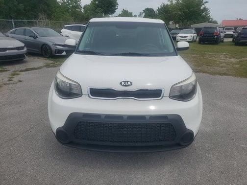 Clear White 2015 Kia Soul +