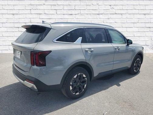 Wolf Gray 2026 Kia Sorento S