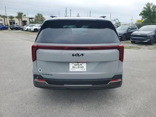 Ceramic Silver 2026 Kia Carnival SX Prestige