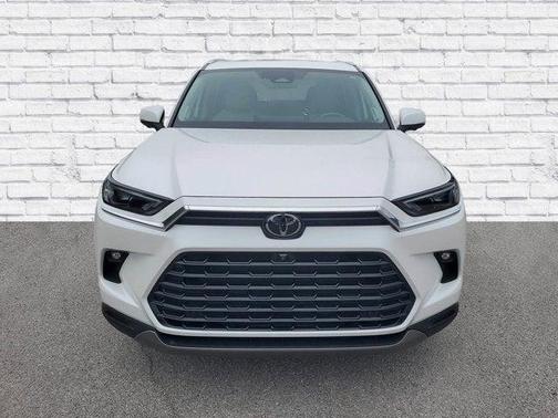 White 2024 Toyota Grand Highlander XLE