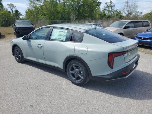 Haze 2026 Kia K4 LXS