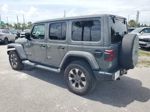 Sting Gray Clearcoat 2018 Jeep Wrangler Unlimited Sahara