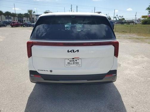 Snow White Pearl 2026 Kia Carnival SX Prestige