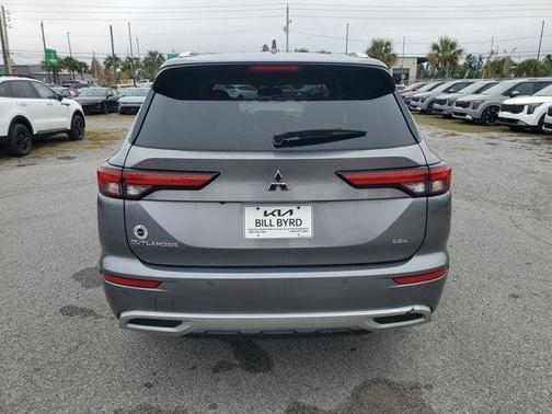 2022 Mitsubishi Outlander SEL