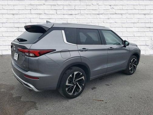 2022 Mitsubishi Outlander SEL