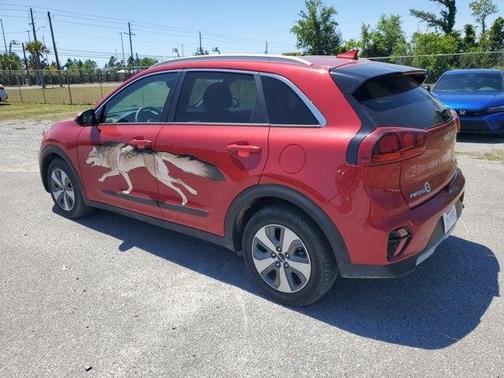 2022 Kia Niro LX