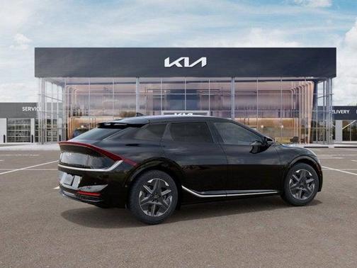 2025 Kia EV6 Light Long Range