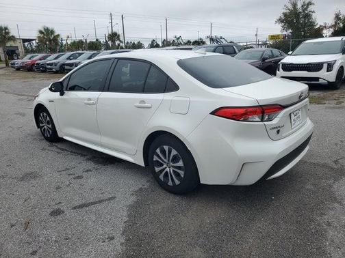 2020 Toyota Corolla Hybrid LE