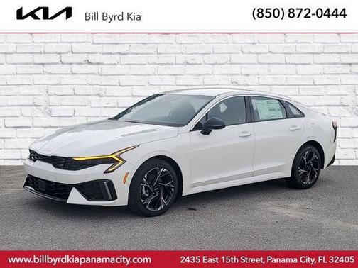 Snow White Pearl 2026 Kia K5 GT-Line