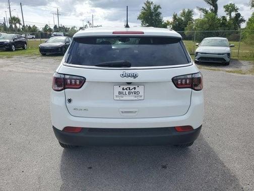 2023 Jeep Compass Sport
