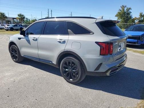 2023 Kia Sorento SX