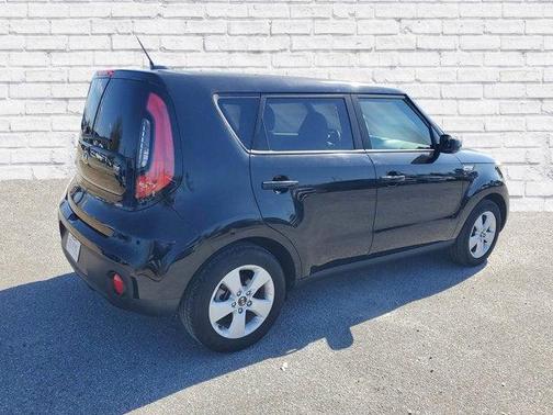 2017 Kia Soul Base
