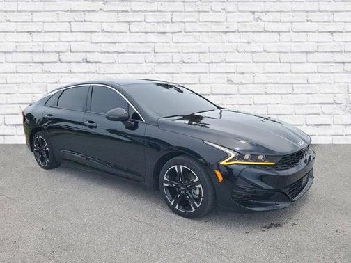 Ebony Black 2024 Kia K5 GT-Line