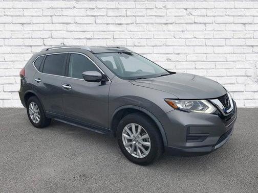 Gun Metallic 2019 Nissan Rogue SV