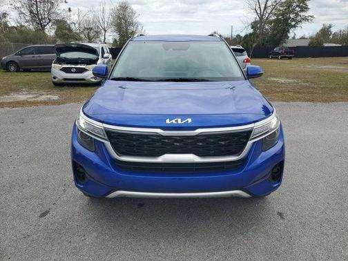 2023 Kia Seltos EX