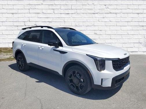 Glacial White Pearl 2026 Kia Sorento X-Line SX Prestige