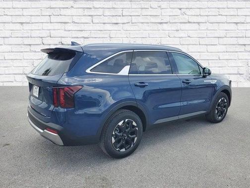 Midnight Black 2026 Kia Sorento S