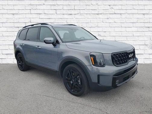 Everlasting Silver 2024 Kia Telluride SX