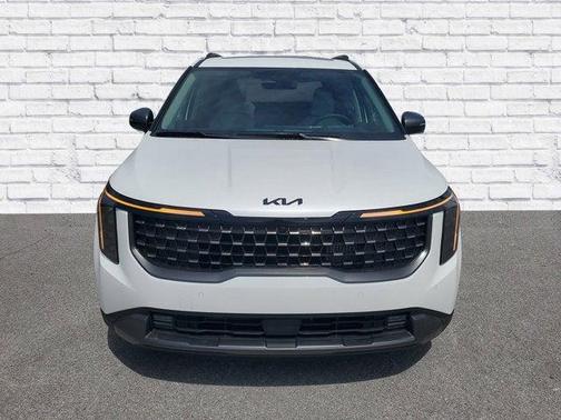 Snow White Pearl 2026 Kia Carnival Hybrid SX Prestige