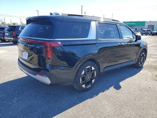 2026 Kia Carnival EX