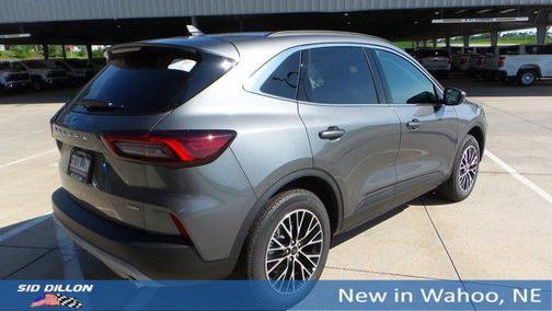 2025 Ford Escape PHEV Base